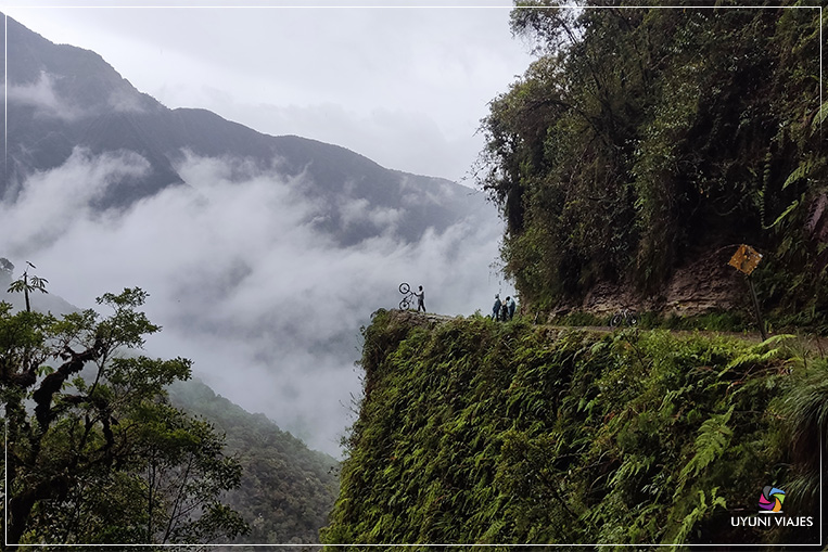 Camino-de-la-muerte-Bolivia-La-Paz