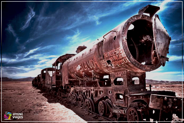 El Cementerio de Trenes de Uyuni: Un Refugio de Historia y Desolación
