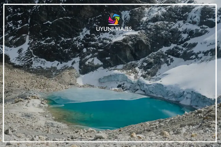 Laguna Charquini Bolivia: El Paraíso Turquesa de los Andes