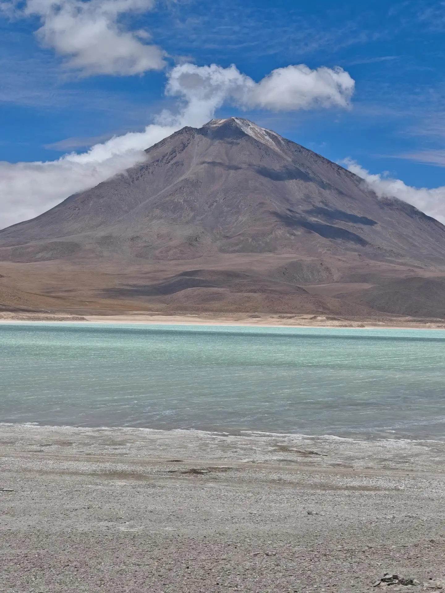Laguna-Verde_uyuniviajes-1